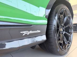 LAMBORGHINI Urus usata, con Park Distance Control