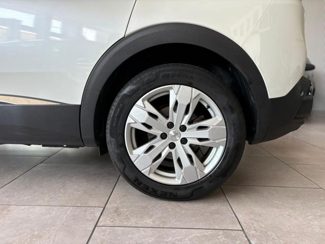 PEUGEOT 3008 usata, con Chiusura centralizzata