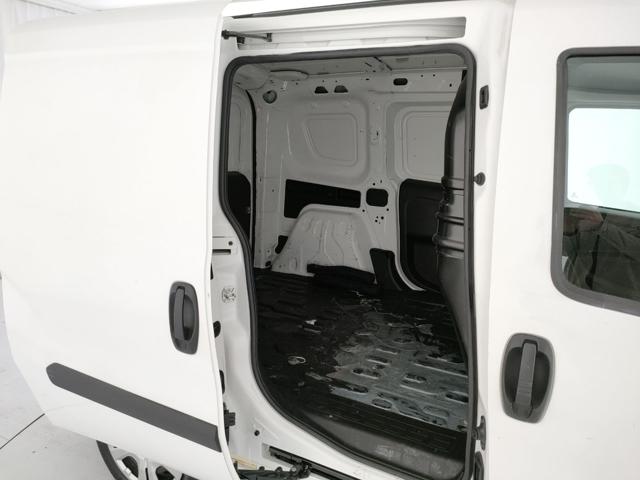 FIAT Doblo usata, con USB