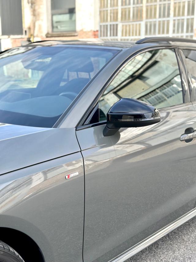 AUDI A4 usata, con Volante multifunzione
