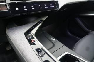 PEUGEOT 3008 usata, con Sedile posteriore sdoppiato