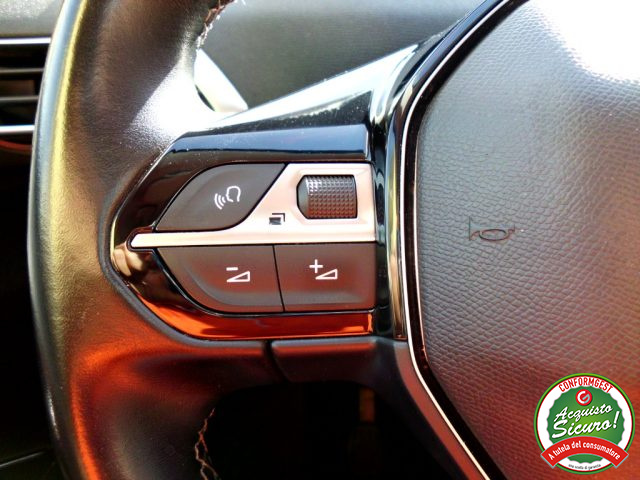 PEUGEOT 3008 usata, con Touch screen