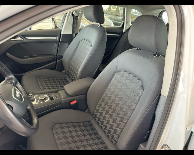 AUDI A3 usata, con Sedile posteriore sdoppiato