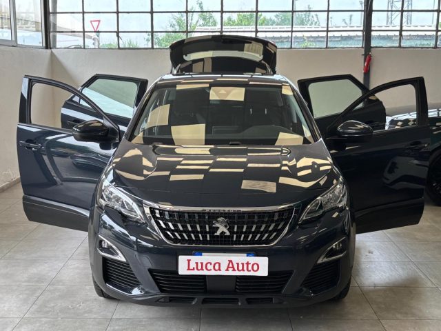 PEUGEOT 3008 usata, con Airbag