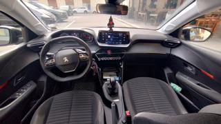 PEUGEOT 208 usata, con Volante in pelle