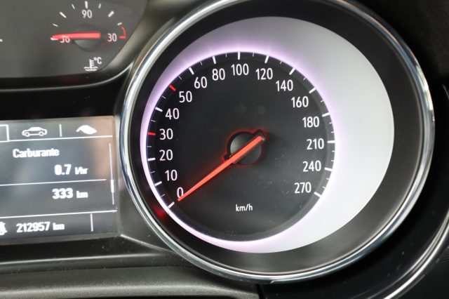 OPEL Astra usata, con Sound system