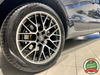 PORSCHE Macan usata, con Autoradio