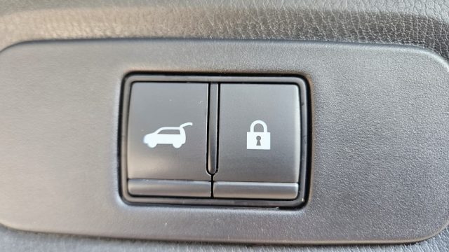 NISSAN Qashqai usata, con Volante in pelle