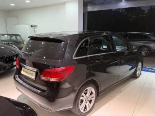 MERCEDES-BENZ B 180 usata, con Autoradio