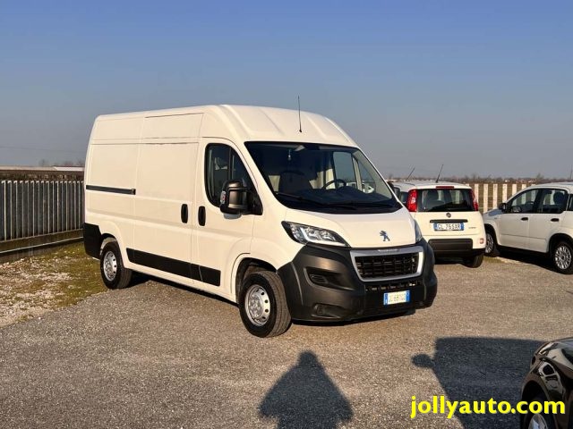PEUGEOT Boxer usata, con Alzacristalli elettrici