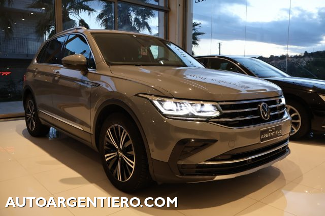 VOLKSWAGEN Tiguan usata, con Sound system