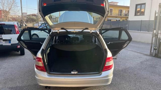 MERCEDES-BENZ C 200 usata, con Fari Xenon