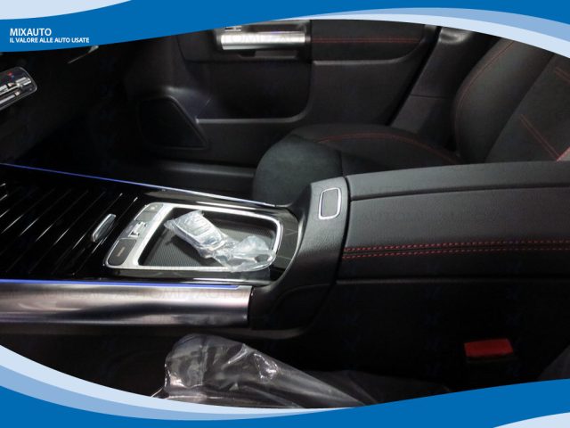 MERCEDES-BENZ GLA 200 usata, con Climatizzatore