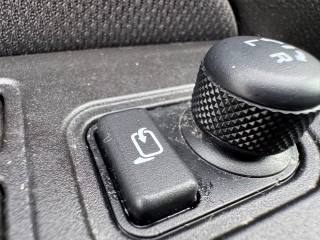 SUZUKI Swift usata, con Controllo automatico clima