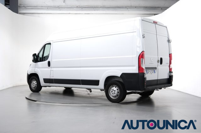 PEUGEOT Boxer usata, con Autoradio