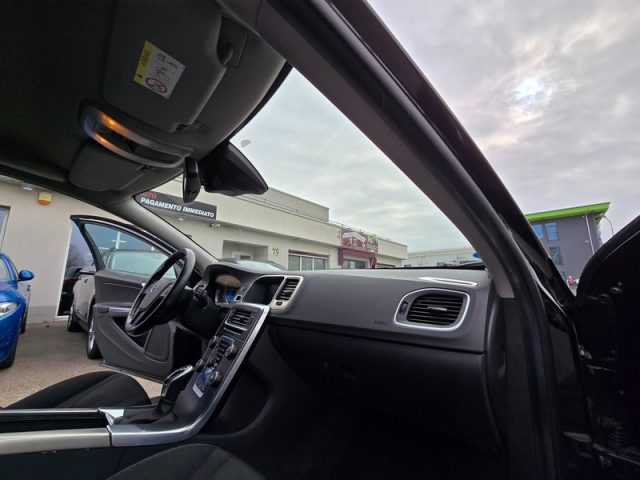 VOLVO V60 usata, con Frenata d