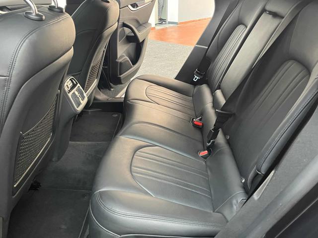 MASERATI Levante usata, con Fendinebbia