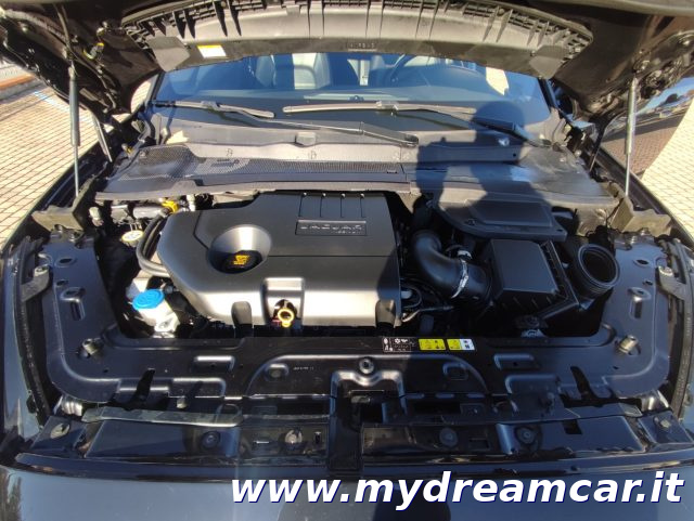 JAGUAR E-Pace usata, con Sensori di parcheggio posteriori