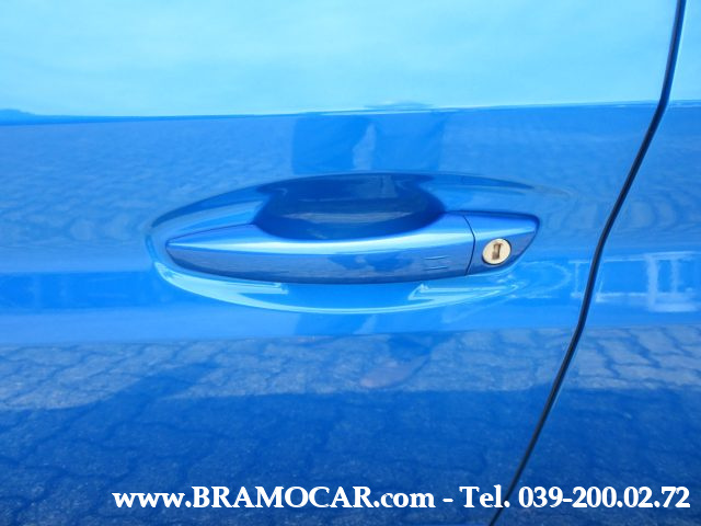 PEUGEOT 208 usata, con Controllo automatico clima