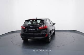 FORD Fiesta usata, con Autoradio
