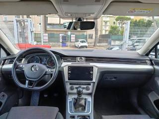 VOLKSWAGEN Passat Variant usata, con Boardcomputer