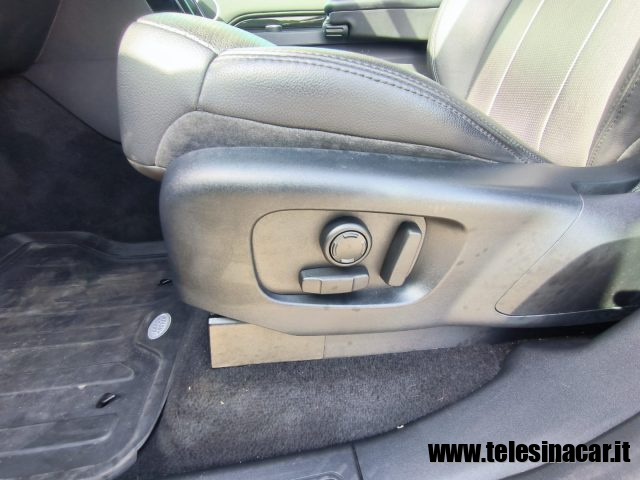 LAND ROVER Discovery usata 15