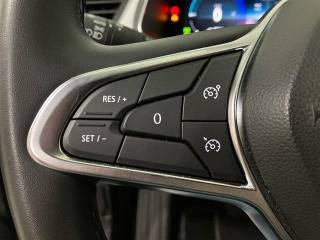 RENAULT Captur usata, con Sensori di parcheggio posteriori