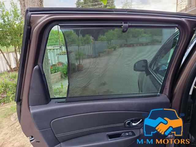 RENAULT Scenic usata, con Park Distance Control