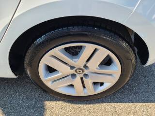 RENAULT Clio usata, con Fari LED