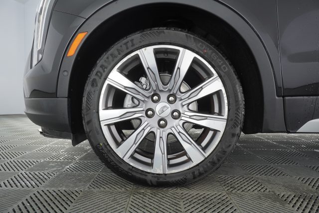 CADILLAC XT4 usata 12