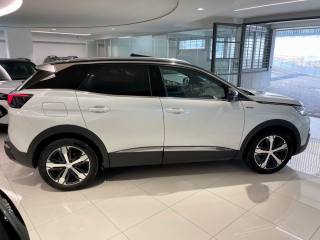 PEUGEOT 3008 usata, con Autoradio