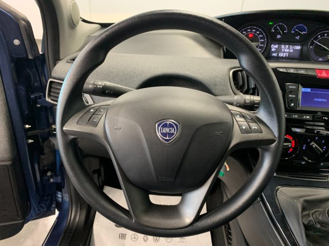 LANCIA Ypsilon usata, con Luci diurne LED
