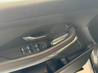 JAGUAR E-Pace usata, con Sensori di parcheggio posteriori