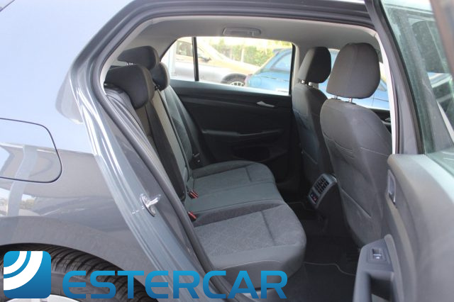 VOLKSWAGEN Golf usata, con Sensori di parcheggio posteriori