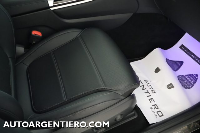 MERCEDES-BENZ GLC 220 usata, con Isofix