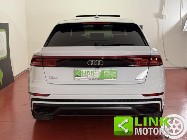 AUDI Q8 usata, con Alzacristalli elettrici