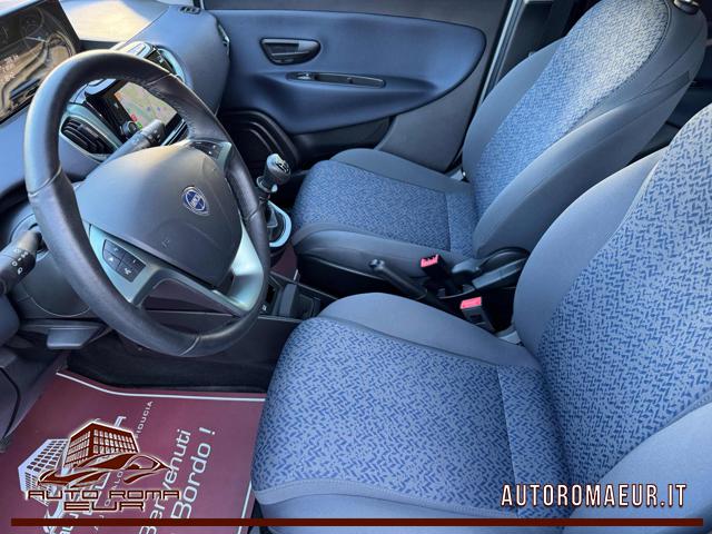 LANCIA Ypsilon usata, con Controllo trazione