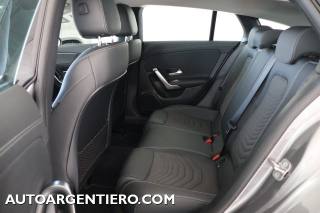 MERCEDES-BENZ CLA 180 usata, con Leve al volante