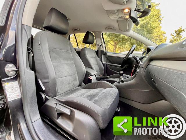 VOLKSWAGEN Golf usata, con Sedile posteriore sdoppiato