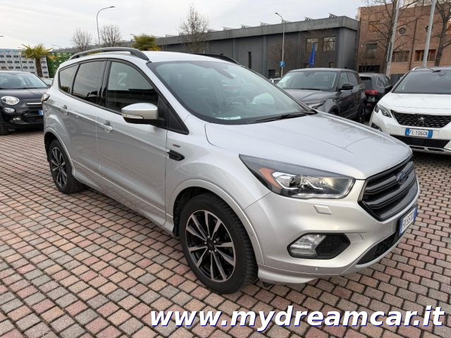 FORD Kuga usata, con Autoradio