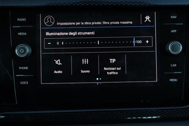 VOLKSWAGEN Taigo usata, con Frenata d