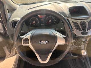 FORD Fiesta usata, con ESP