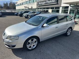 VOLKSWAGEN Passat usata, con Airbag laterali