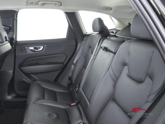 VOLVO XC60 usata 9