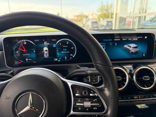 MERCEDES-BENZ A 180 usata, con Cronologia tagliandi
