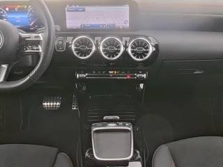 MERCEDES-BENZ CLA 200 usata, con Alzacristalli elettrici