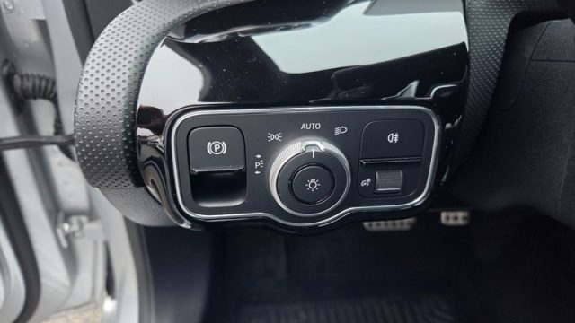 MERCEDES-BENZ A 200 usata, con Sistema di navigazione