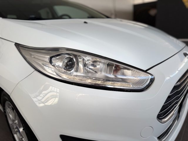 FORD Fiesta usata, con Monitoraggio pressione pneumatici