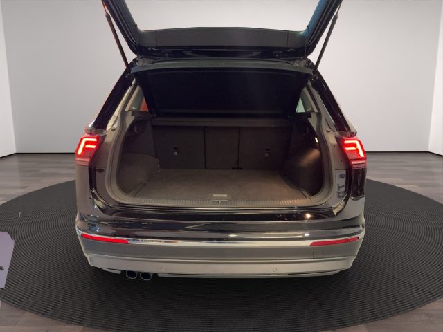 VOLKSWAGEN Tiguan usata, con Chiusura centralizzata