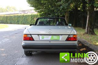 MERCEDES-BENZ 300 usata 29